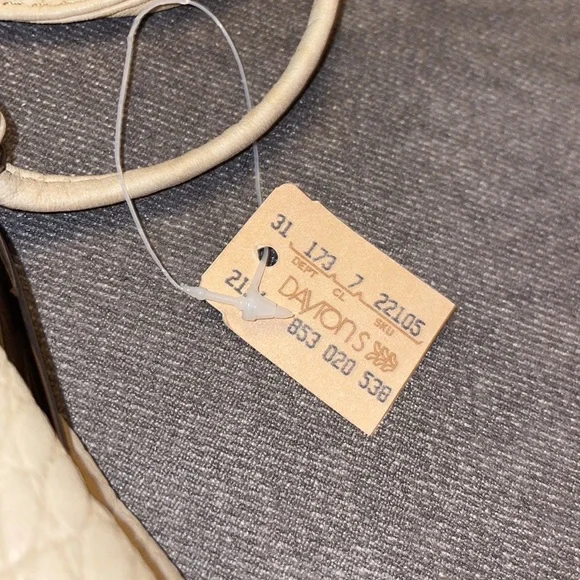 Vintage NWT.  1960’s Leather Smoke Valley crossbody purse. - Picture 4 of 7